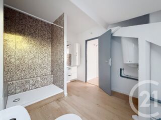  Appartement à louer 2 pièces 50 m²