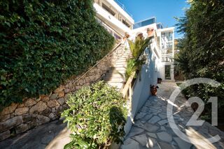  Maison � vendre 6 pi�ces 275 m�