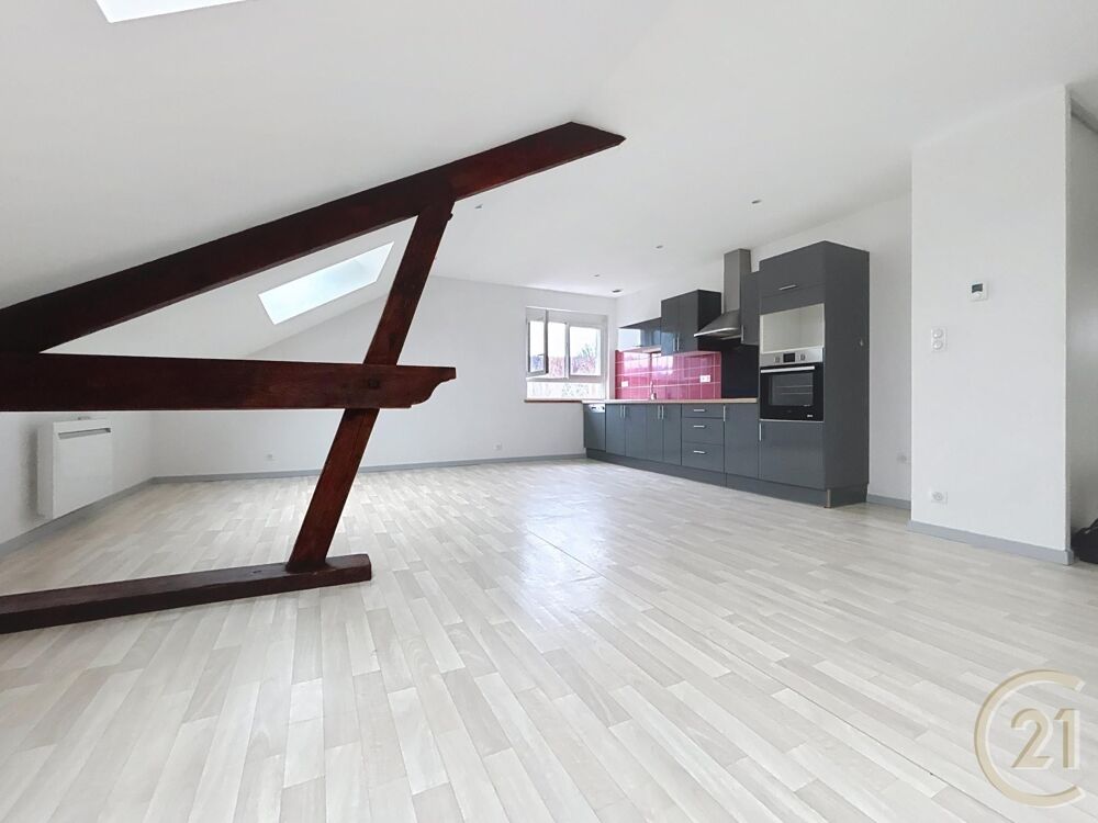 location Appartement - 3 pièce(s) - 92 m² Frahier-et-Chatebier (70400)