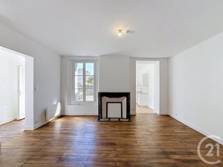  Appartement à louer 3 pièces 96 m²