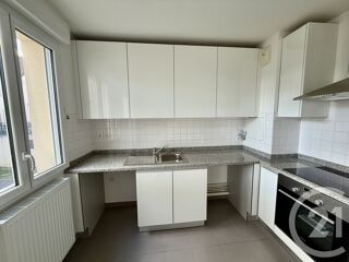  Appartement à louer 2 pièces 55 m²