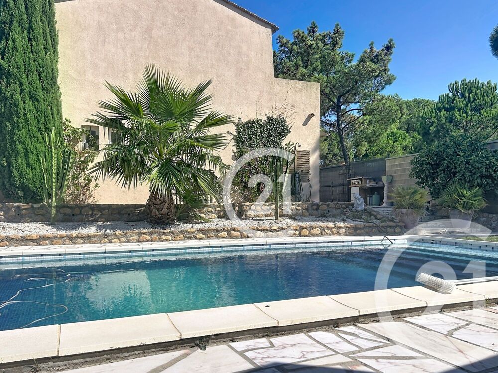 Maison 3 pièces 110 m² · à St Cyprien · 110 m² · 380 000 €
