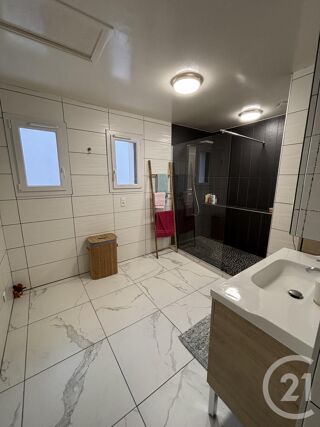  Maison � vendre 6 pi�ces 250 m�