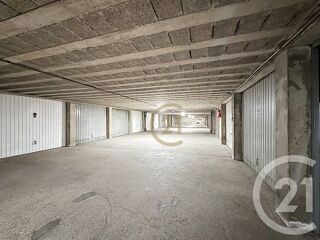 Parking / Garage à vendre 13 m²