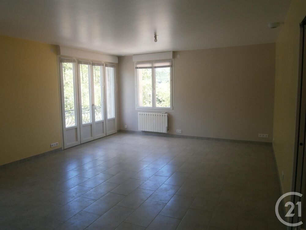 location Appartement - 4 pi�ce(s) - 87 m� Lavelanet (09300)