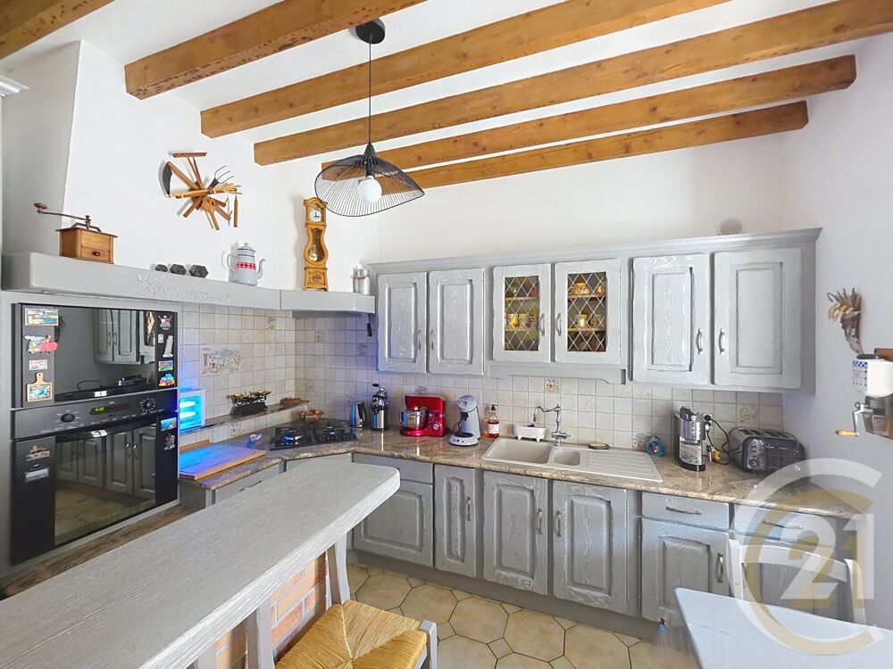 Dans votre agence CENTURY 21 Bruno Ferrand, A vendre mai....