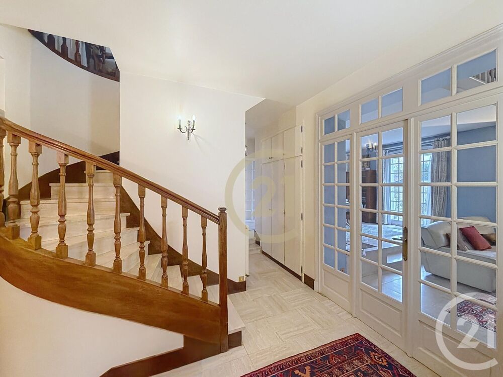 EXCEPTIONNELLE DEMEURE D'ARCHITECTE 143 m² TERRAIN 130....