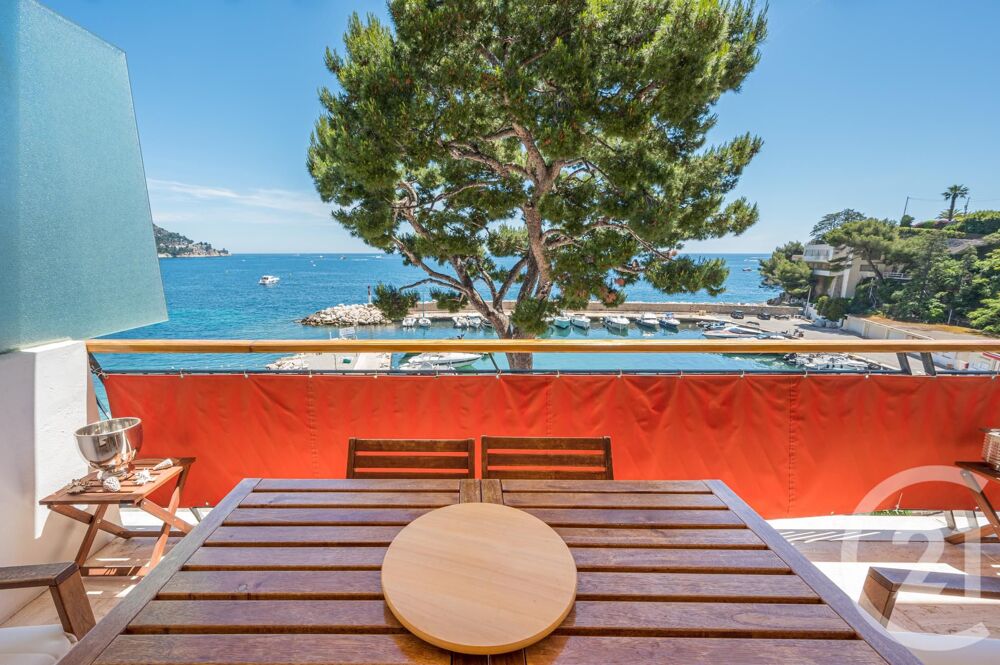 Eze/ Eze Bord de Mer: Cet appartement pied dans l'eau o....