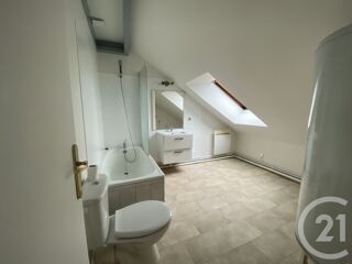  Appartement à louer 1 pièce 36 m²