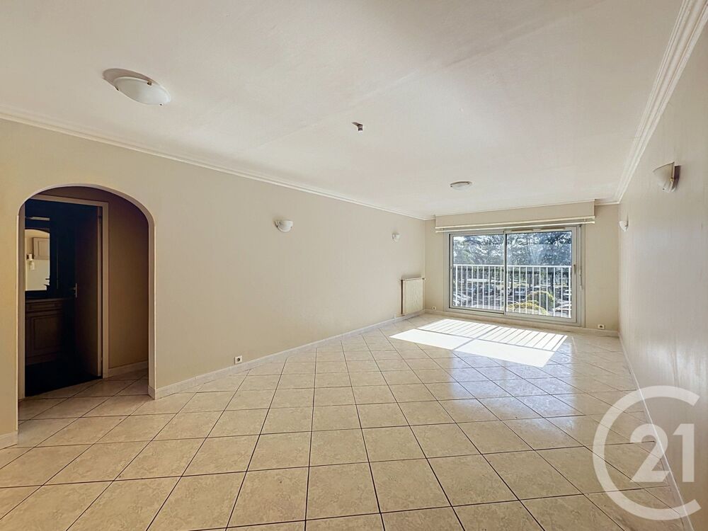 Découvrez ce bel appartement T3 Bis de 79 m², idéalement....