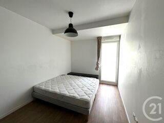  Appartement à louer 2 pièces 44 m²