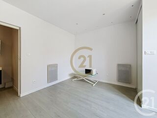  Appartement à louer 1 pièce 16 m²
