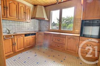  Maison  vendre 5 pices 200 m