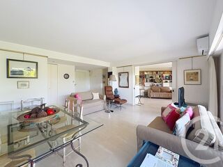  Appartement à vendre 3 pièces 649000 m²