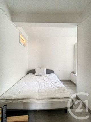  Appartement à louer 2 pièces 28 m²