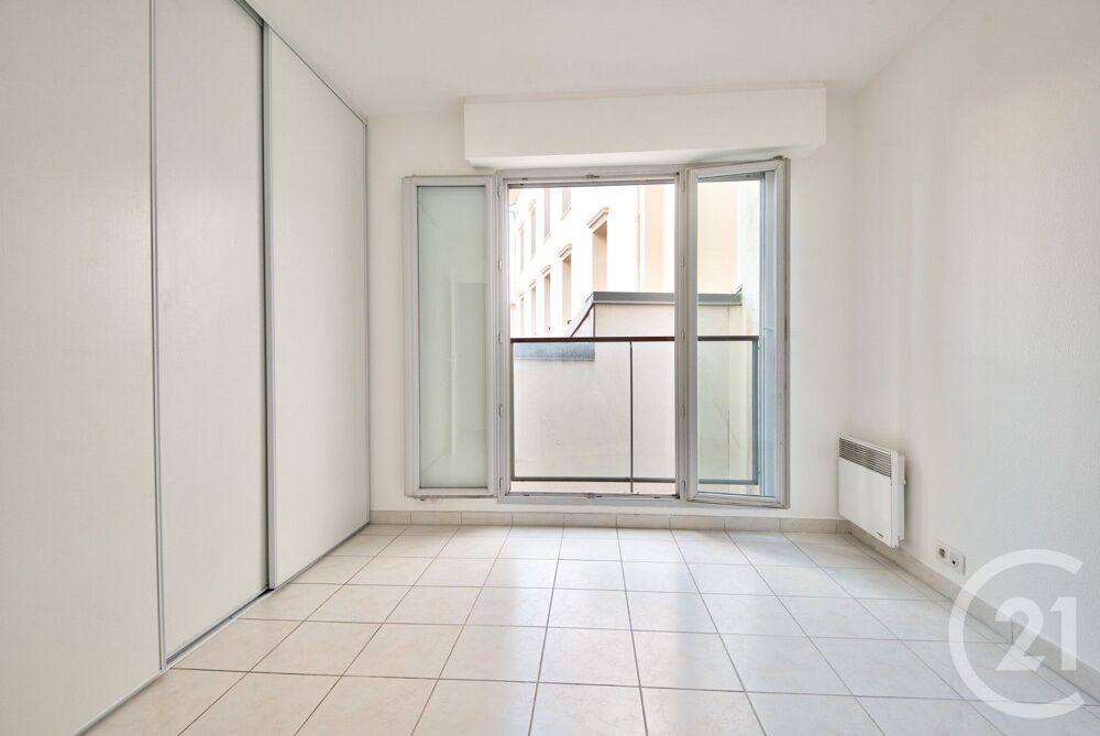 vente Appartement - 3 pièce(s) - 74 m² Antibes (06600)