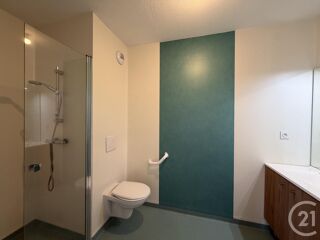  Appartement à louer 3 pièces 53 m²