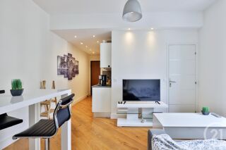  Appartement à louer 2 pièces 27 m²