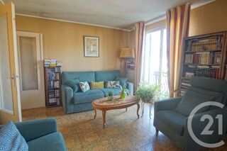  Maison  vendre 7 pices 240 m