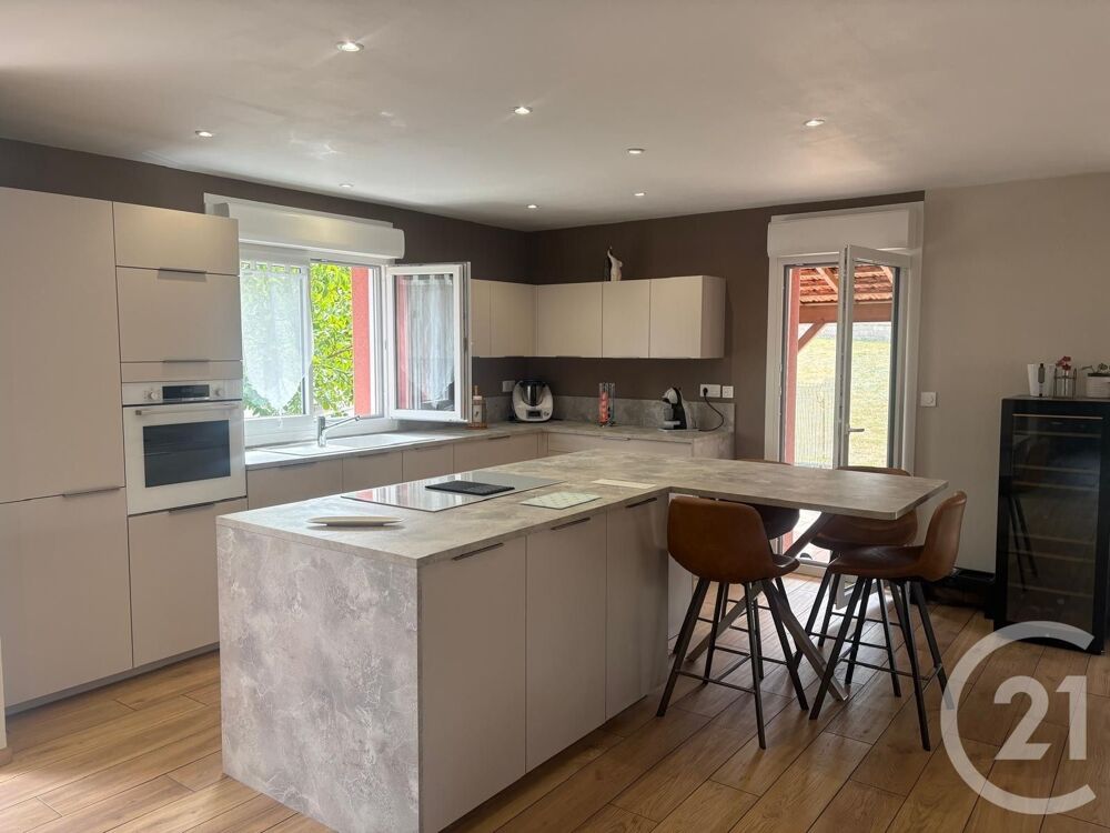 Maison 5 pièces 101 m² · à Epinal · 101 m² · 320 000 €