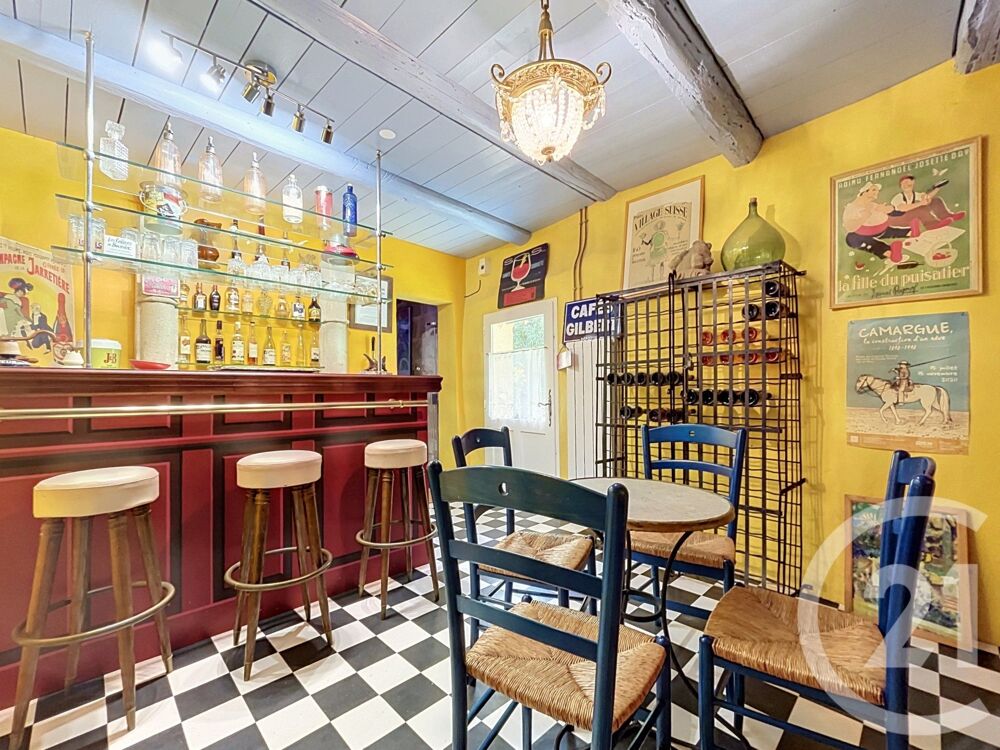 vente Maison - 6 pièce(s) - 150 m² Saint-Quentin-la-Poterie (30700)