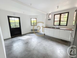  Appartement à louer 3 pièces 68 m²