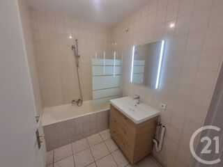  Appartement � louer 3 pi�ces 80 m�