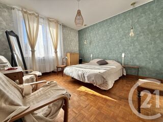  Appartement à louer 3 pièces 76 m²