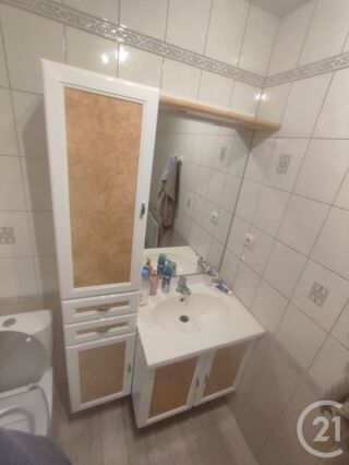  Appartement à louer 2 pièces 39 m²