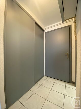  Appartement � louer 3 pi�ces 64 m�