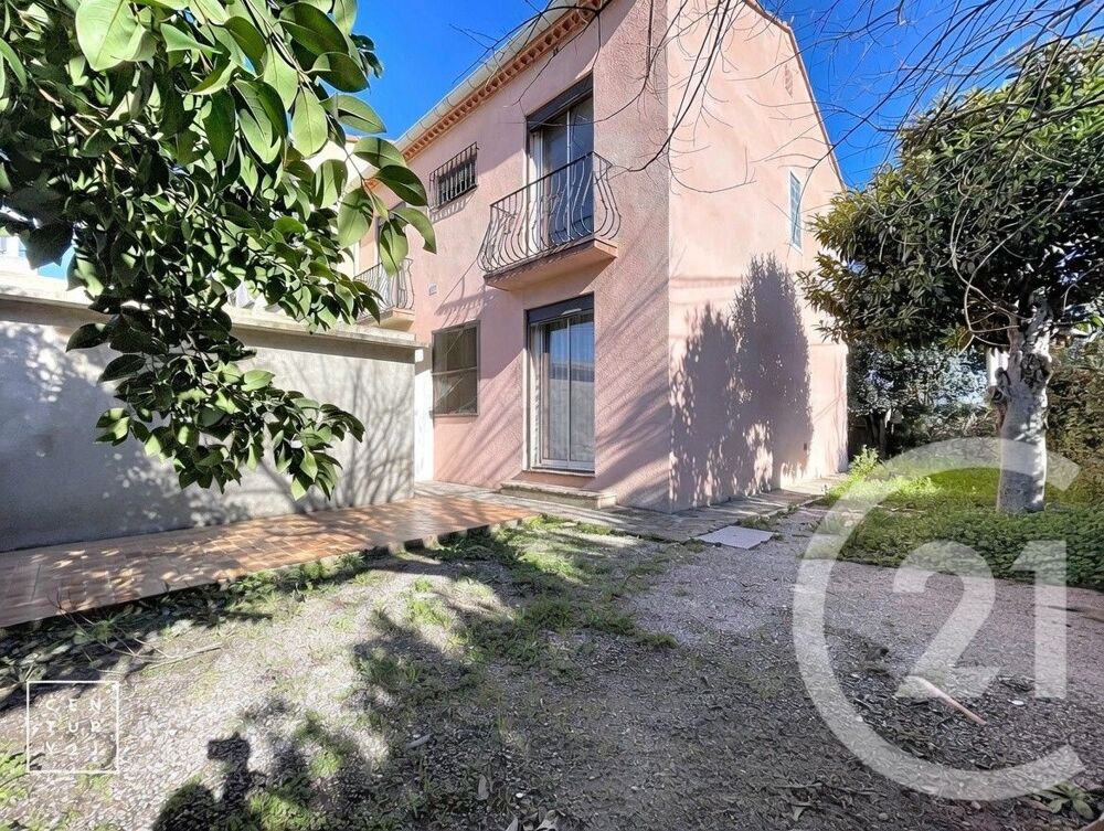 MAISON 3 FACES 4 CHAMBRES AVEC JARDIN Dans un l....