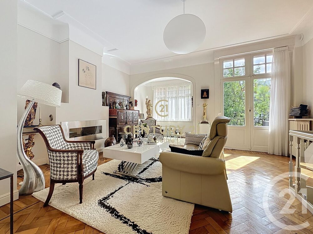 Élégante maison bourgeoise avec jardin La Madeleine, qu....