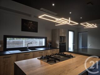  Maison  vendre 6 pices 200 m