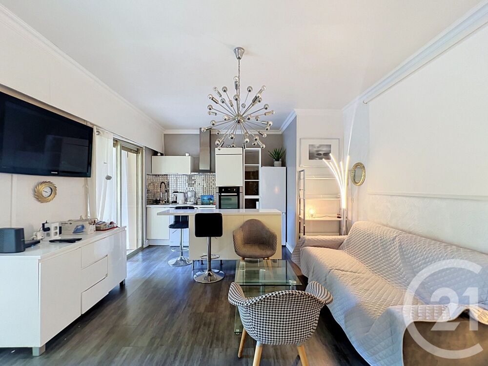 location Appartement - 1 pièce(s) - 48 m² Mandelieu-la-Napoule (06210)