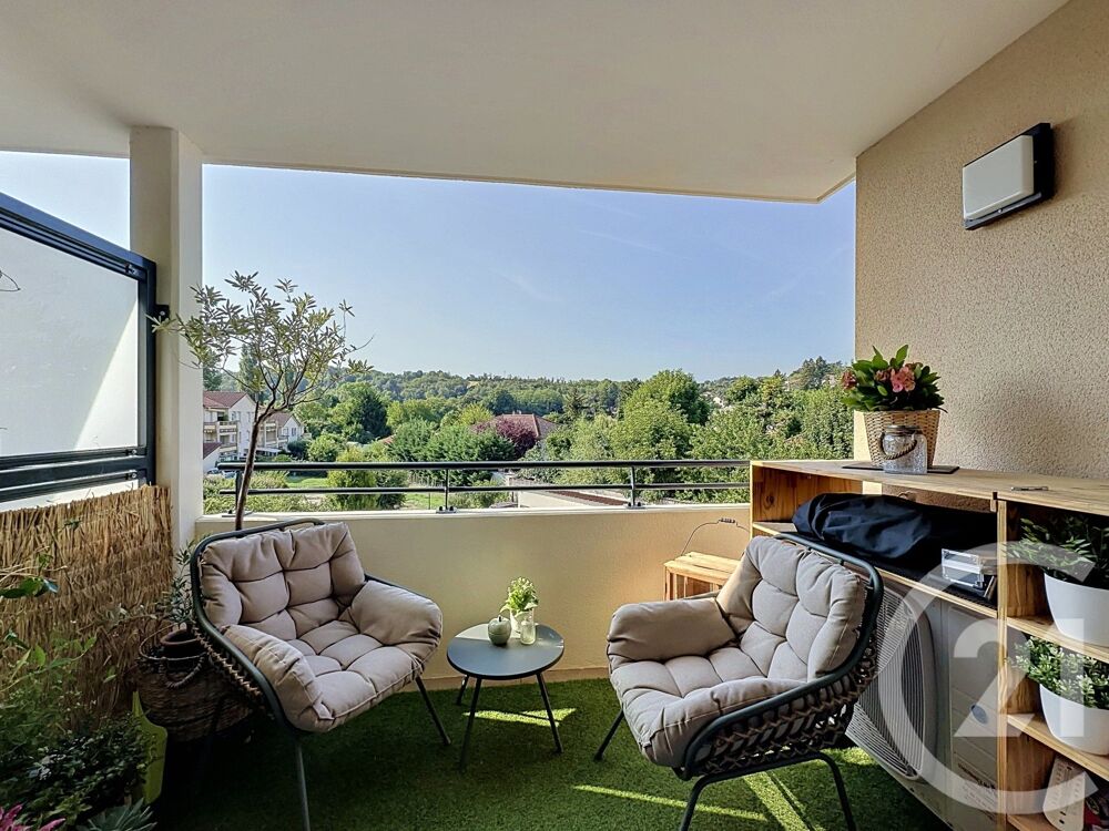 SAINT SYMPHORIEN D'OZON Bel appartement de 70 m² loi....
