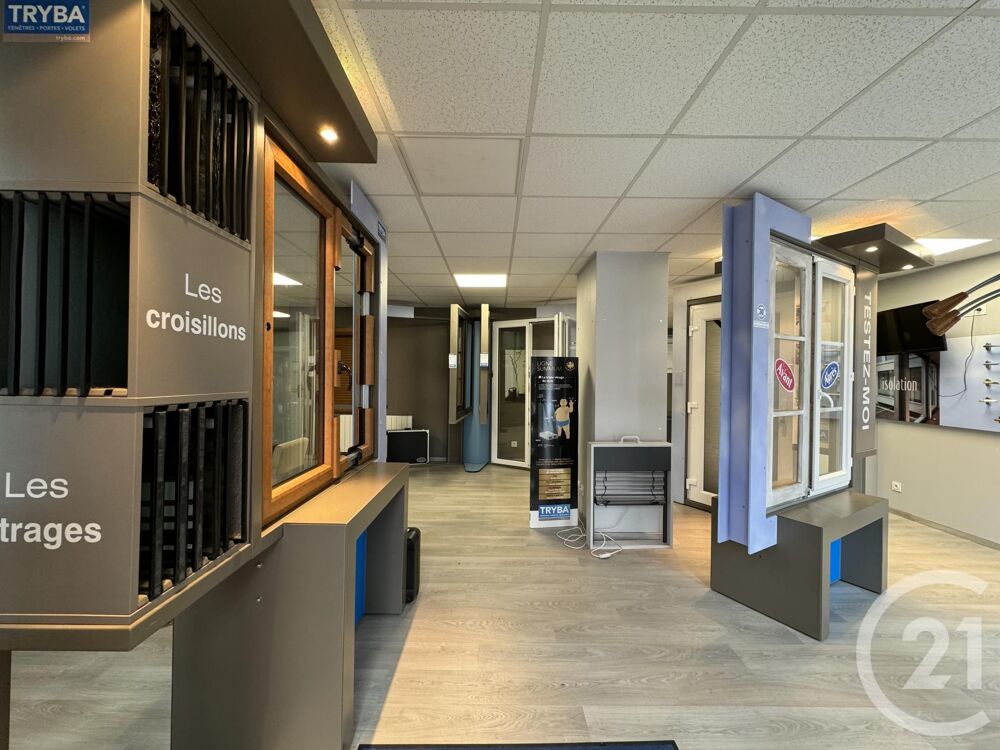 location Appartement - 3 pièce(s) - 104 m² Lure (70200)