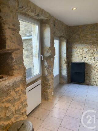  Appartement à louer 2 pièces 72 m²