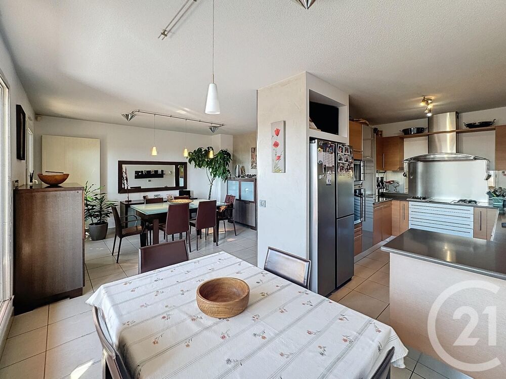 vente Appartement - 7 pièce(s) - 313 m² Alès (30100)