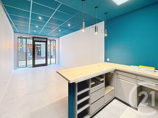  Appartement à louer 2 pièces 53 m²