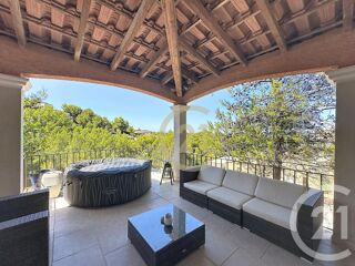  Maison à vendre 8 pièces 217 m²