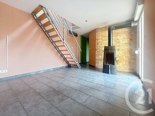  Appartement à louer 4 pièces 167 m²