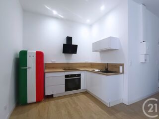  Immeuble � vendre 180 m�