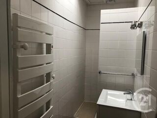  Appartement à louer 3 pièces 60 m²