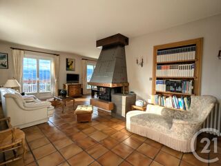  Maison  vendre 9 pices 322 m