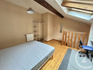  Appartement à louer 2 pièces 33 m²
