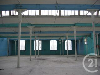 vente Immeuble - 4500 m² Saint-Quentin (02100)