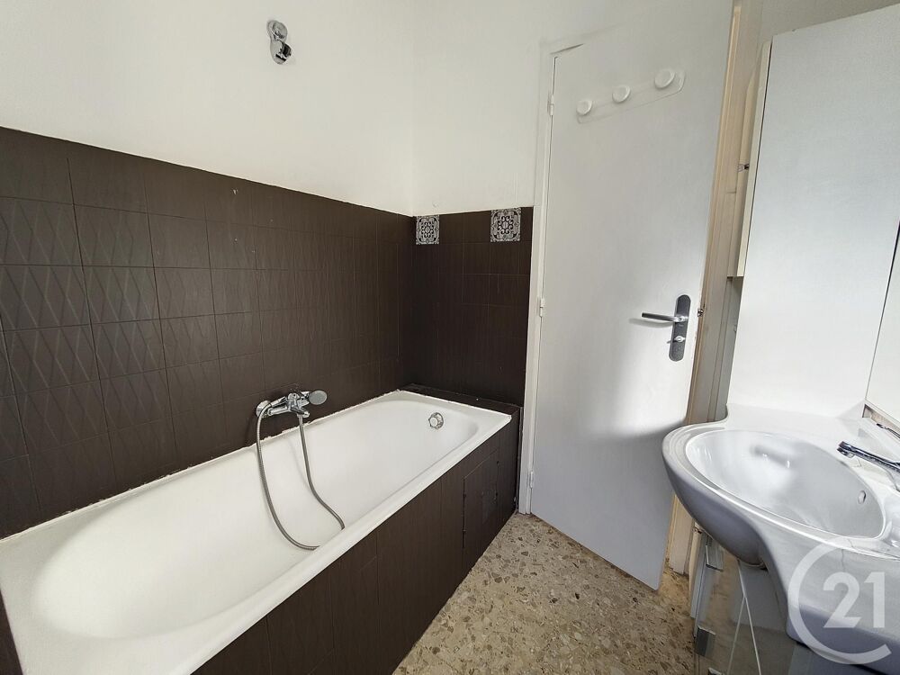 location Appartement - 2 pièce(s) - 40 m² Mandelieu-la-Napoule (06210)