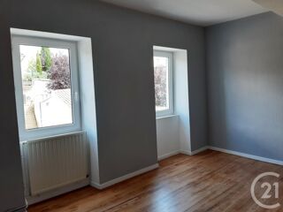  Appartement à louer 3 pièces 74 m²