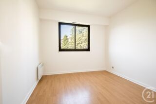 vente Appartement - 3 pièce(s) - 71 m² Nice (06000)