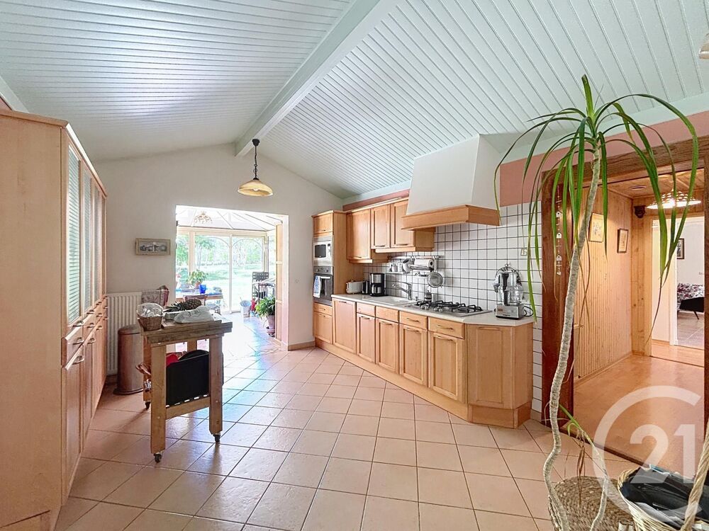 vente Maison - 6 pièce(s) - 232 m² Montpon-Ménestérol (24700)